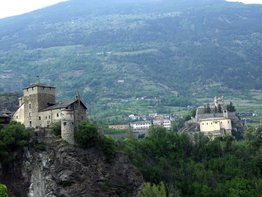 Saint Pierre castles